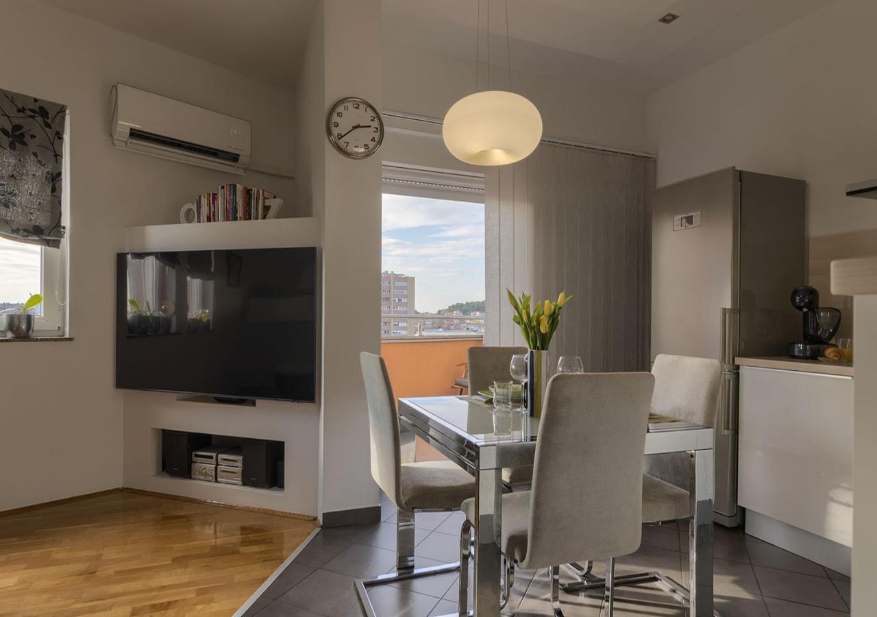 Apartment Leki - Newly Renovated, Modern City Spot PUY Eksteriør bilde
