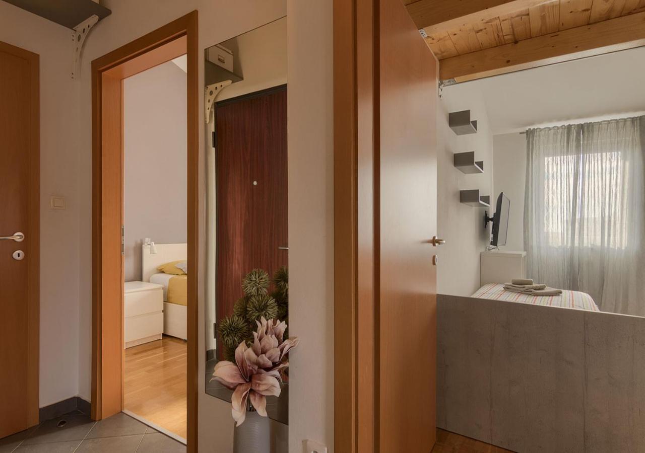 Apartment Leki - Newly Renovated, Modern City Spot PUY Eksteriør bilde